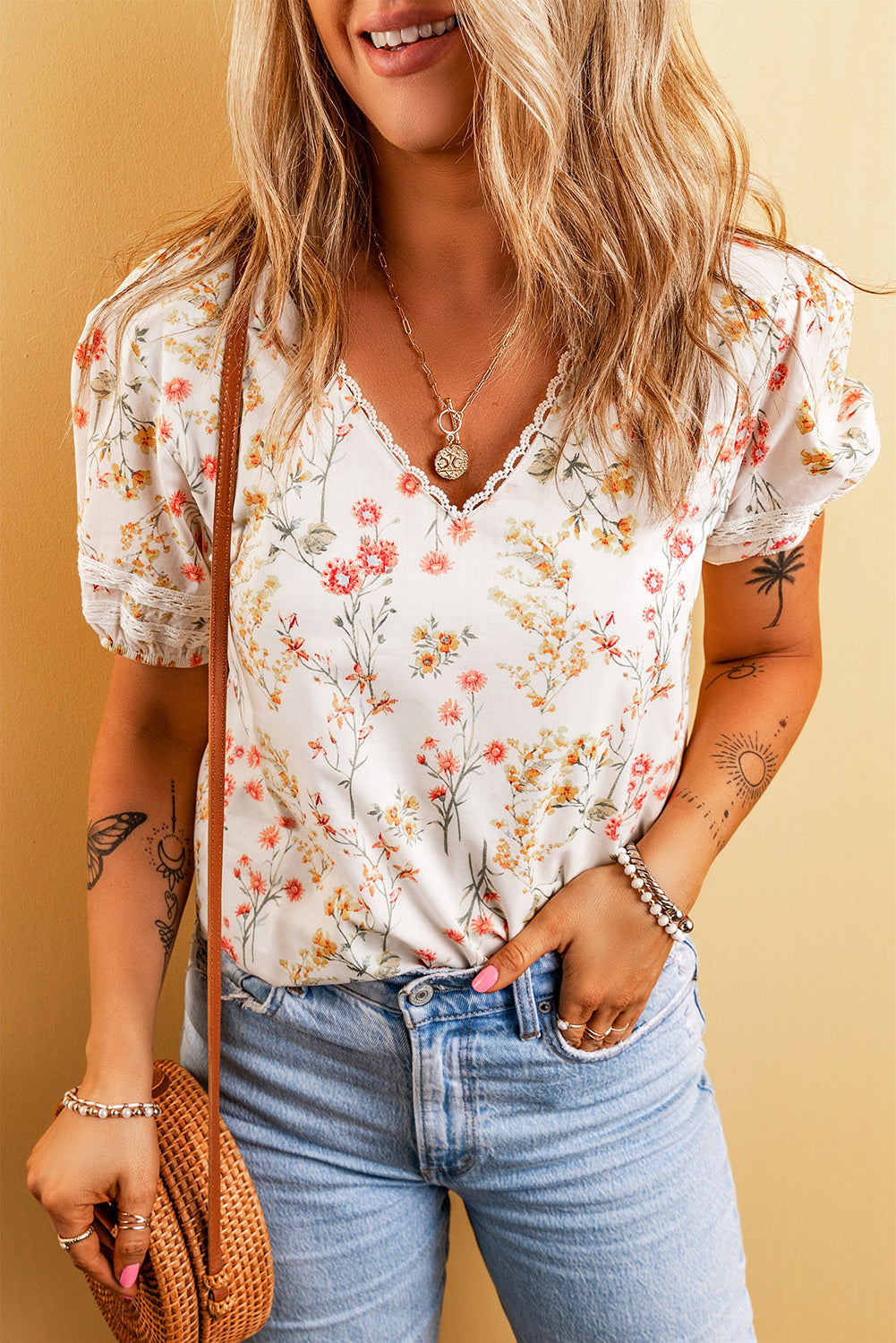 Boho Floral Lace Trim Short Sleeve Blouse